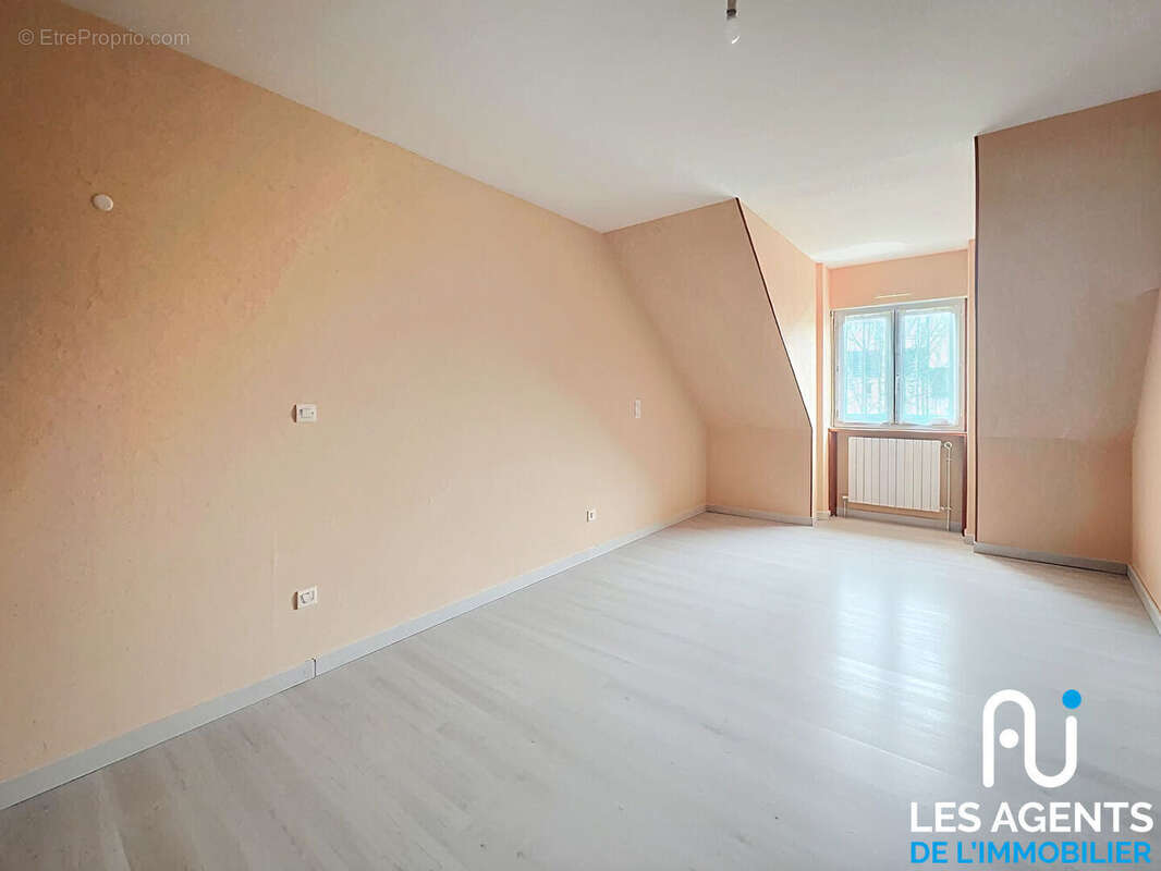 Maison Chaingy  6 pièce(s) 151.04 m2 - photo 10