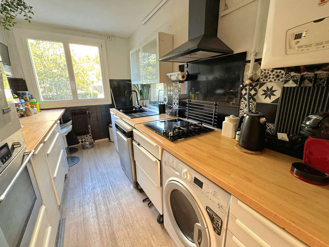 Appartement à MARSEILLE-9E