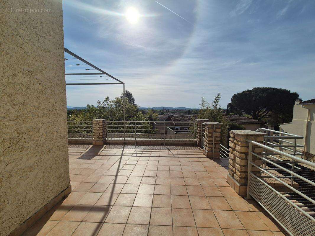 Maison à PONT-SAINT-ESPRIT