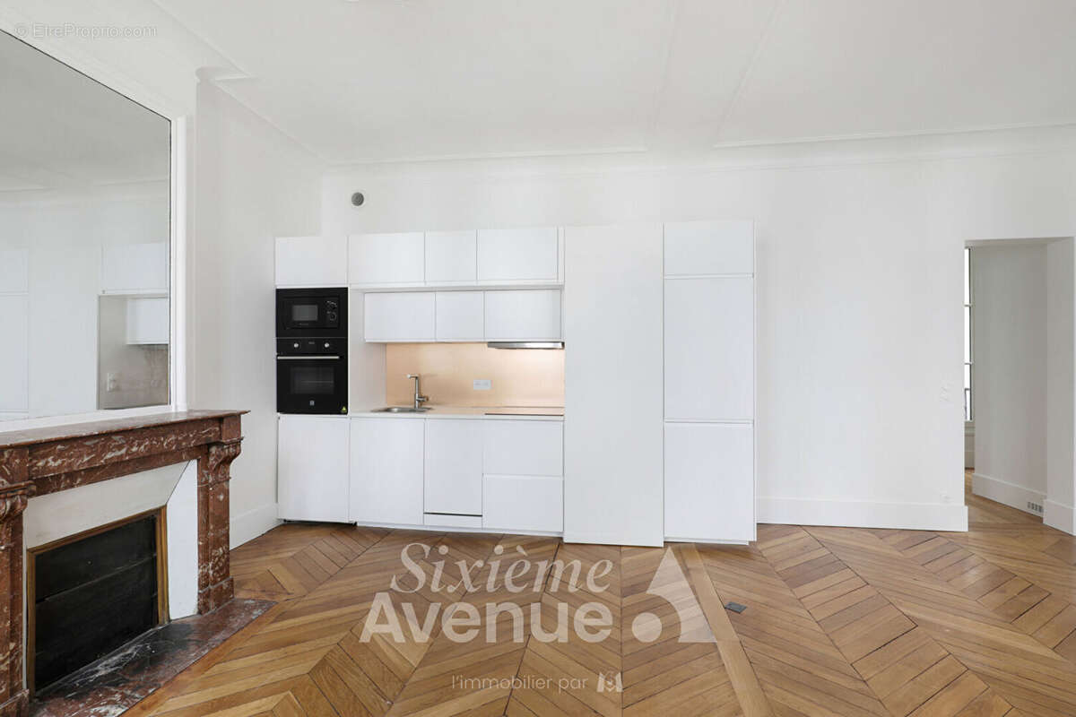 Appartement à PARIS-4E