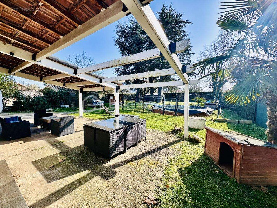 Maison à SAINT-MAURICE-L'EXIL