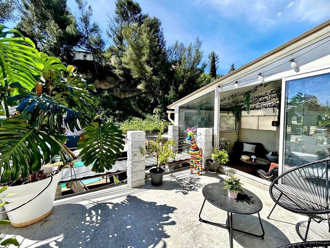Appartement à LA PENNE-SUR-HUVEAUNE