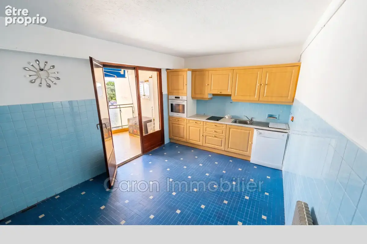 Appartement 86 m² à Mandelieu-La-Napoule  - photo 4