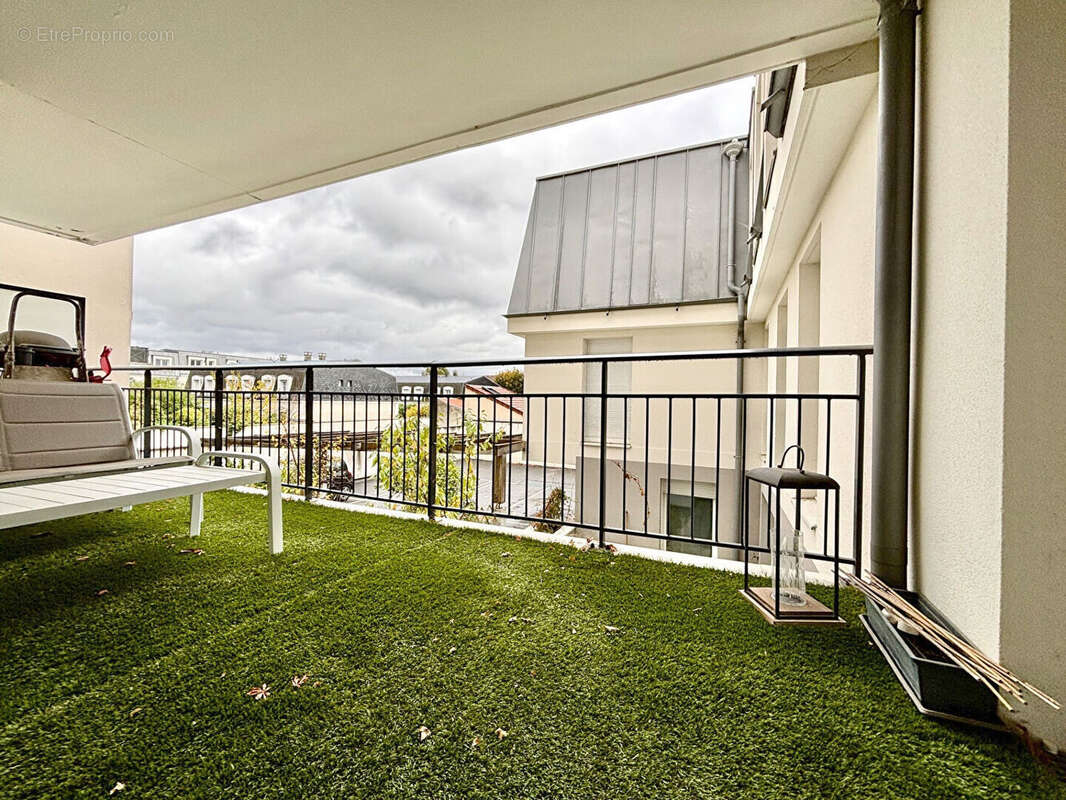 Appartement à SARTROUVILLE