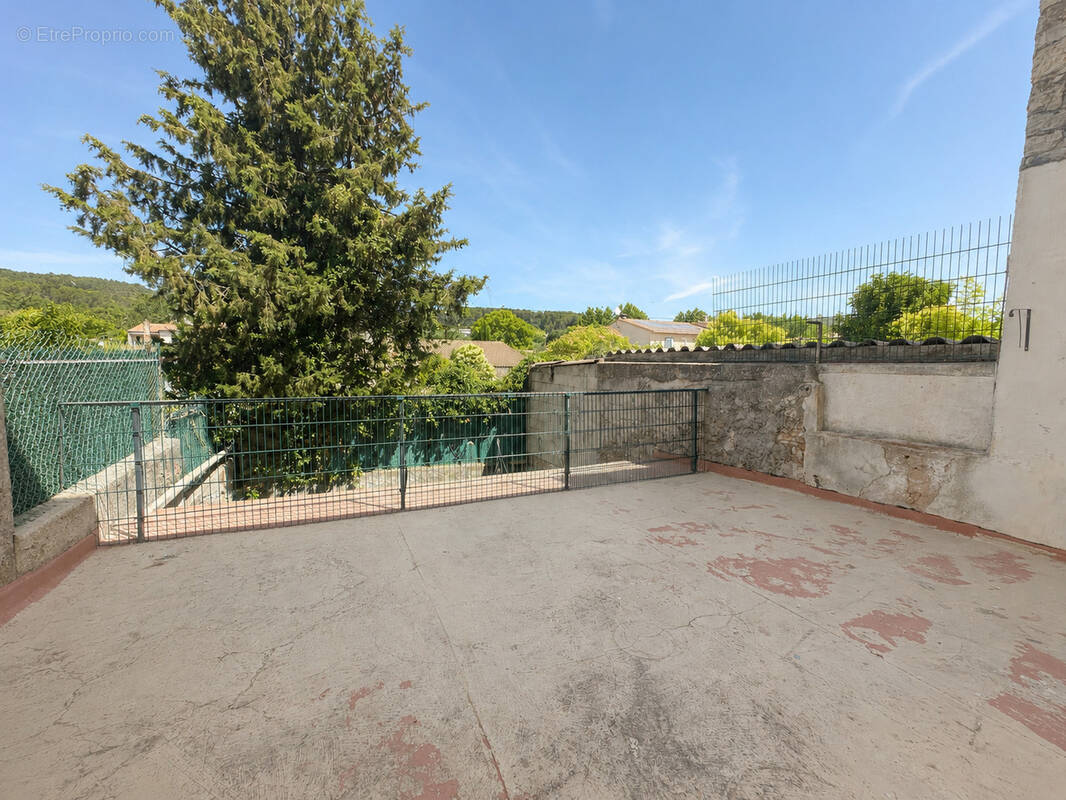 Appartement à PIGNANS