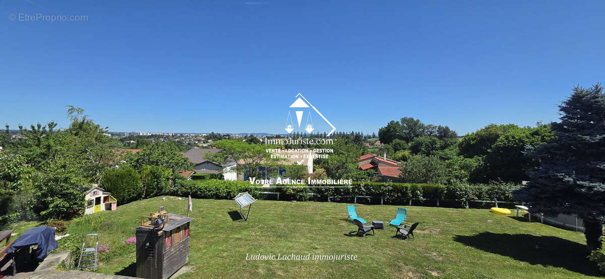 Maison à CONDAT-SUR-VIENNE