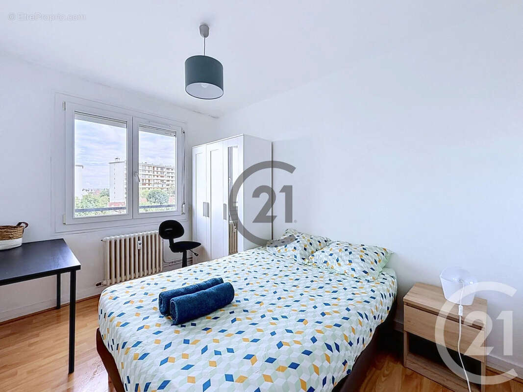 Appartement 76 m² à Troyes  - photo 5