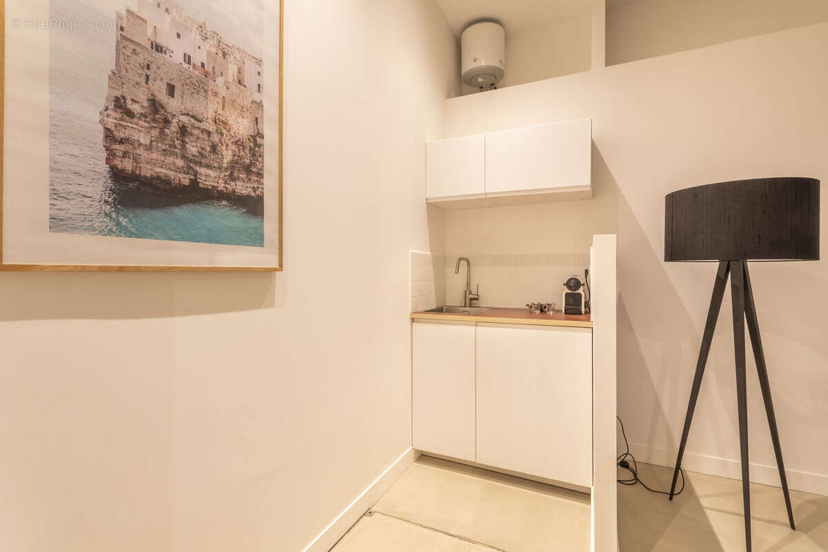 Photo 6 - Commerce à MARSEILLE-5E