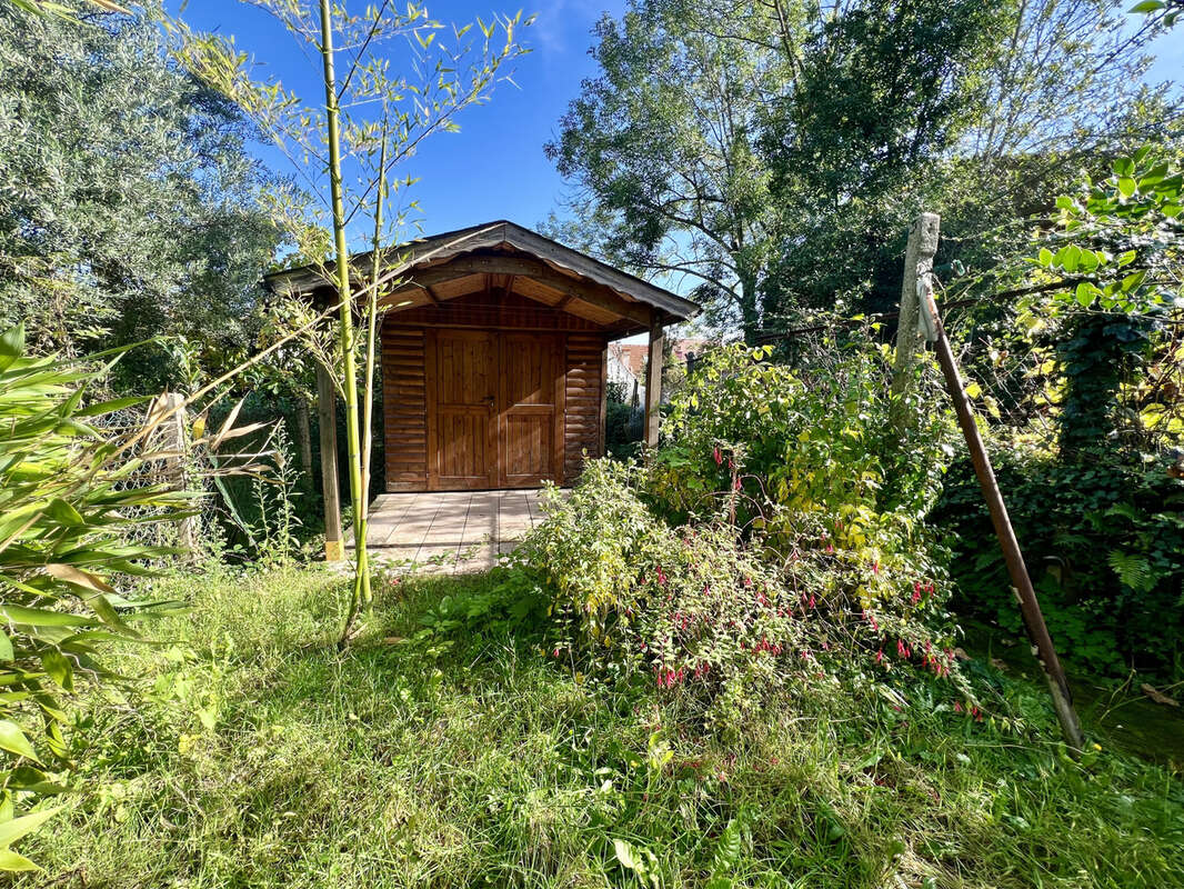 Maison à LA VILLE-DU-BOIS