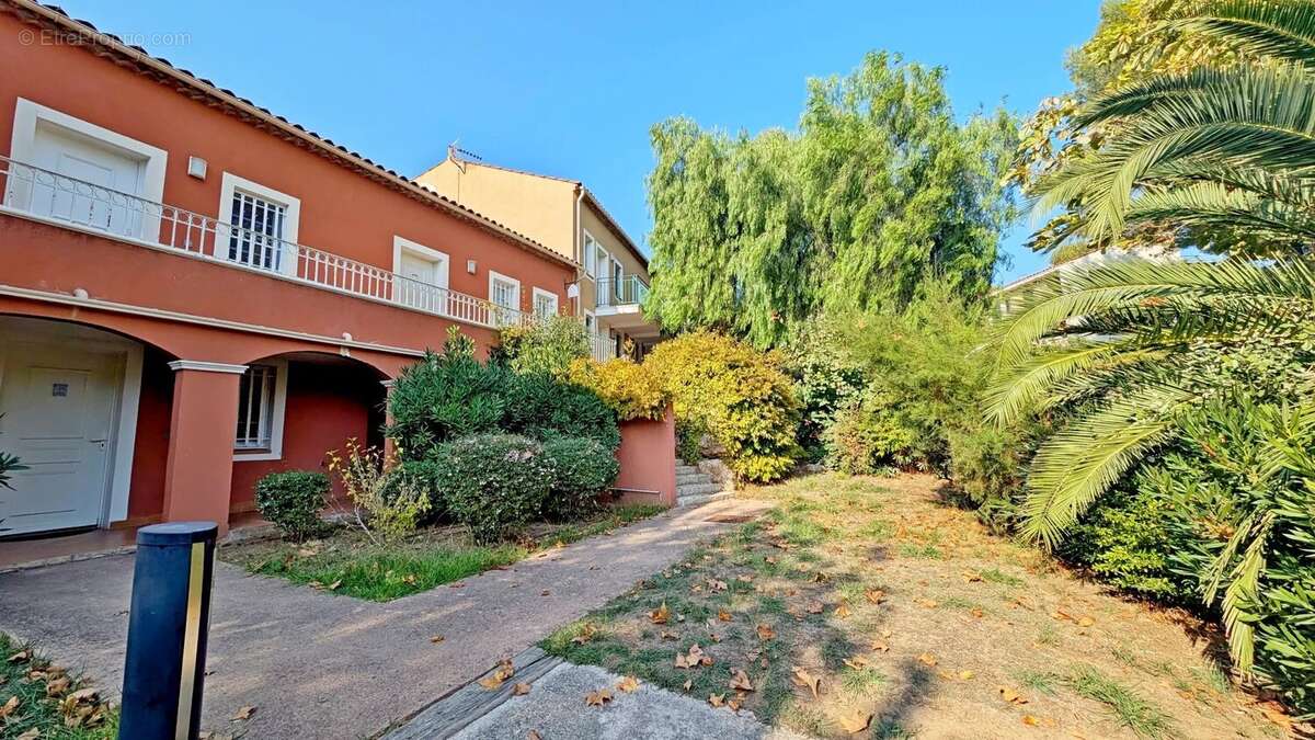 Appartement à SAINT-RAPHAEL
