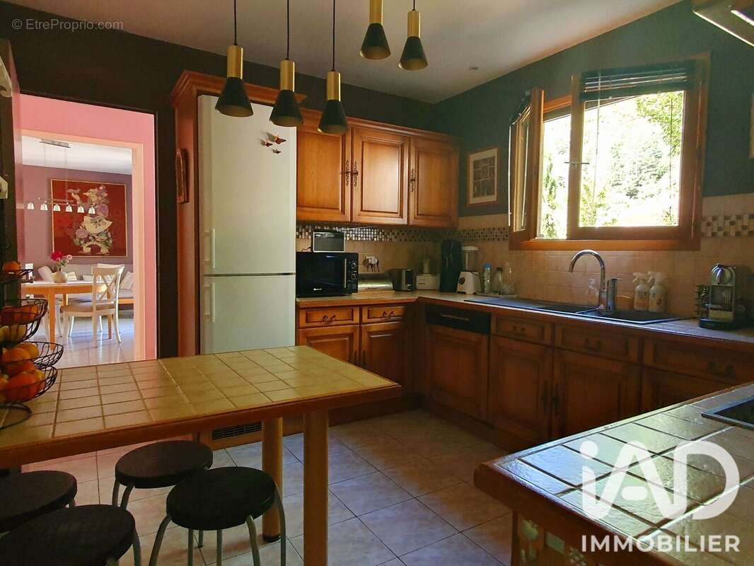 Maison 104 m² à Saint-Genies-De-Varensal  - photo 9