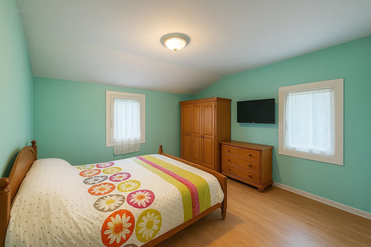 Maison à VAULX-MILIEU