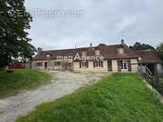 Maison à FRESNAY-SUR-SARTHE