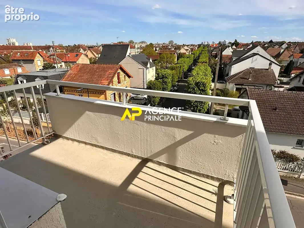 Sartrouville - Les Dix Arpents - Appartement 2 pièces 43.31 m2 avec terrasse et cave - photo 3
