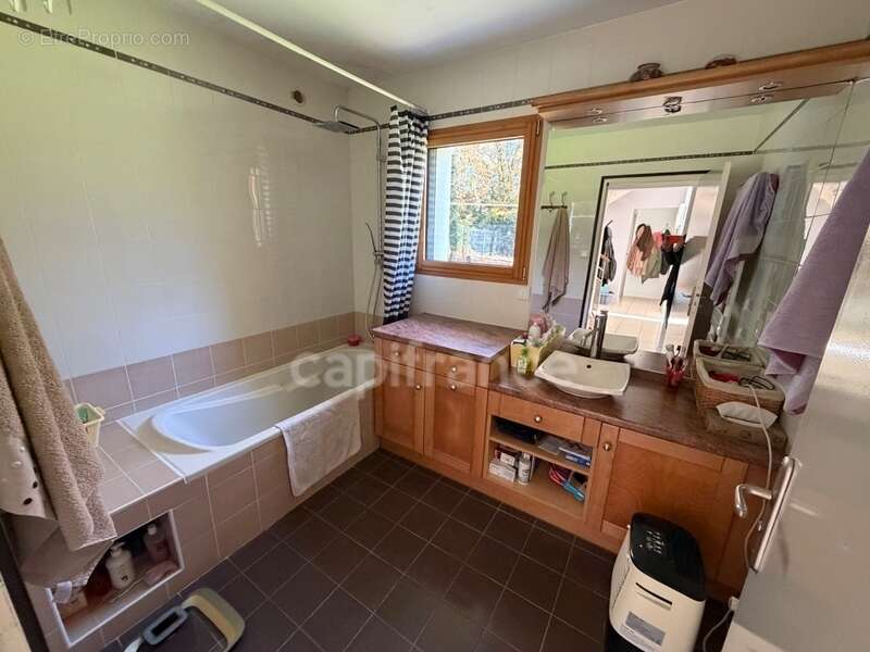 Maison à CARHAIX-PLOUGUER