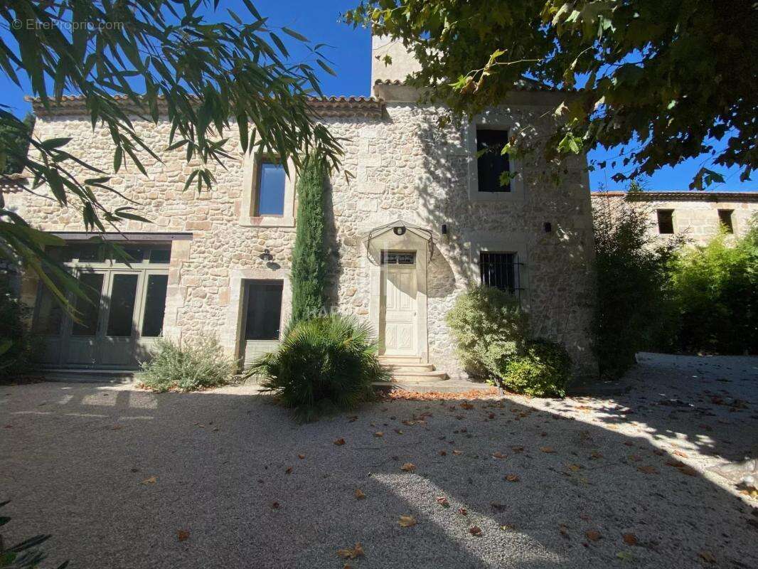 Maison à MAUSSANE-LES-ALPILLES