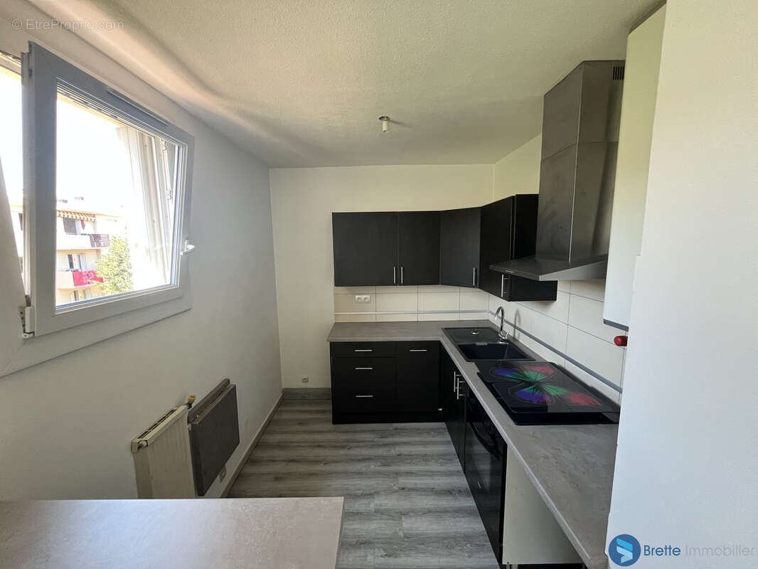 Toulon ouest - appartement t2 residence securisee - balcon - photo 5
