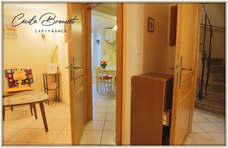 Maison de village avec terrasses et cour entièrement rénovée – 120 m² – 5 chambres - 8 pièces SAINT LAURENT DE CERDANS (66) - photo 9