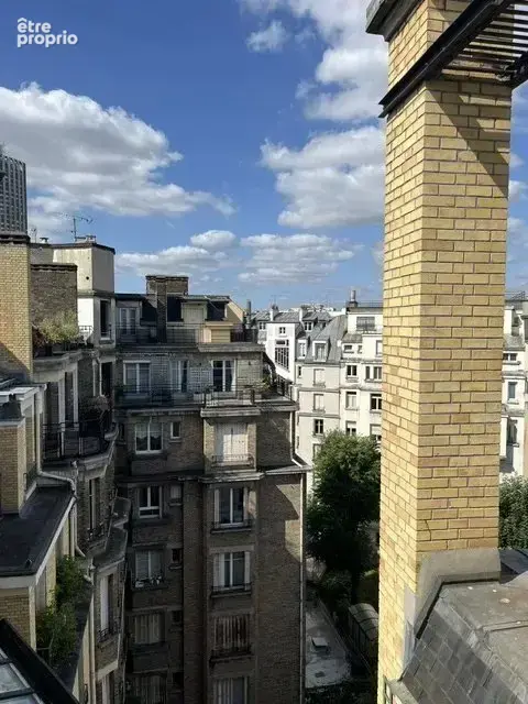 Appartement à PARIS-17E