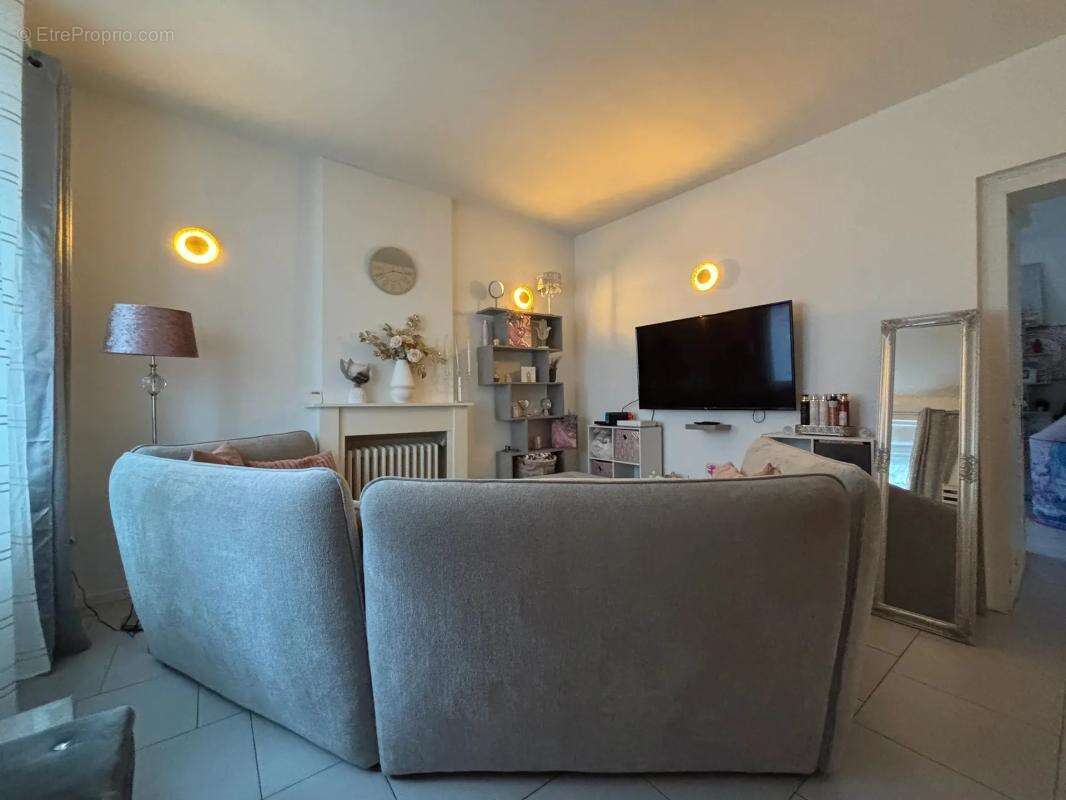 Maison à SAINT-AMAND-LES-EAUX