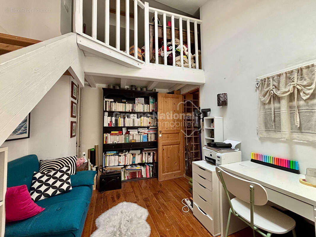 Maison Saint Nazaire de Pezan 6 pièce(s) 117 m2 avec terrasse et piscine - photo 11