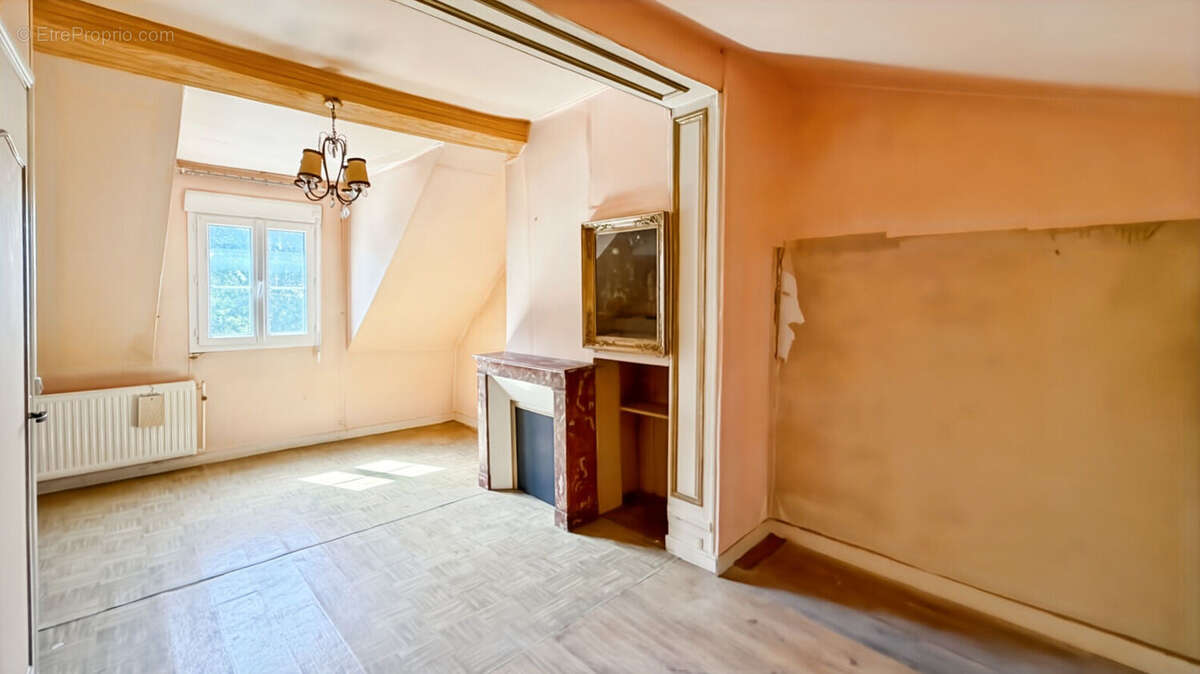Maison à COMPIEGNE