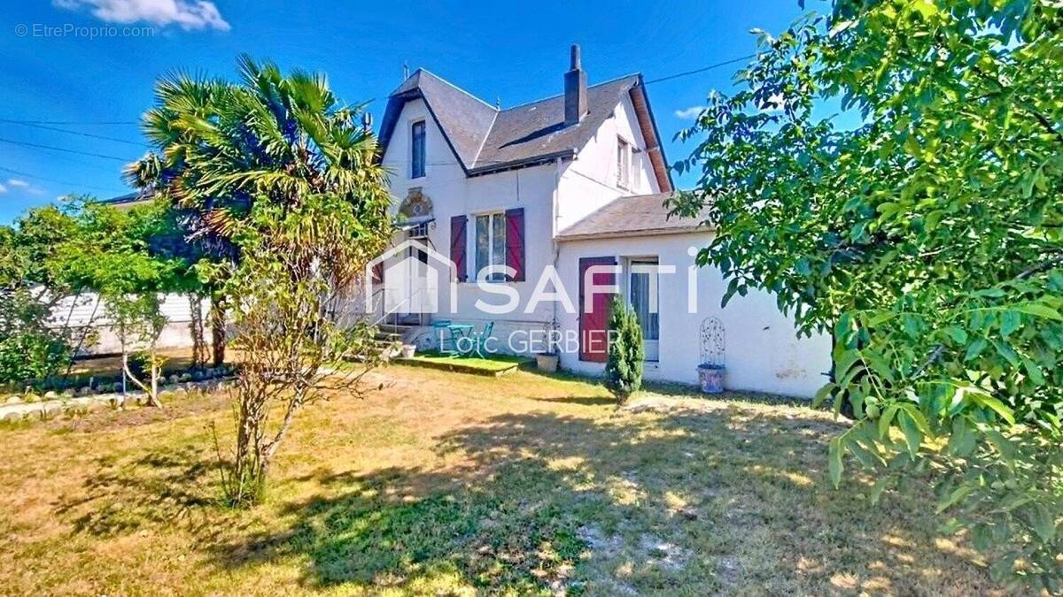 Photo 1 - Maison à NAZELLES-NEGRON