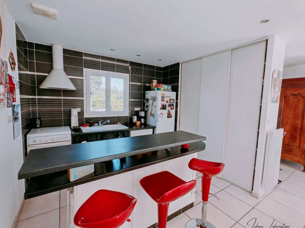 Maison à SAINT-VINCENT-LA-CHATRE