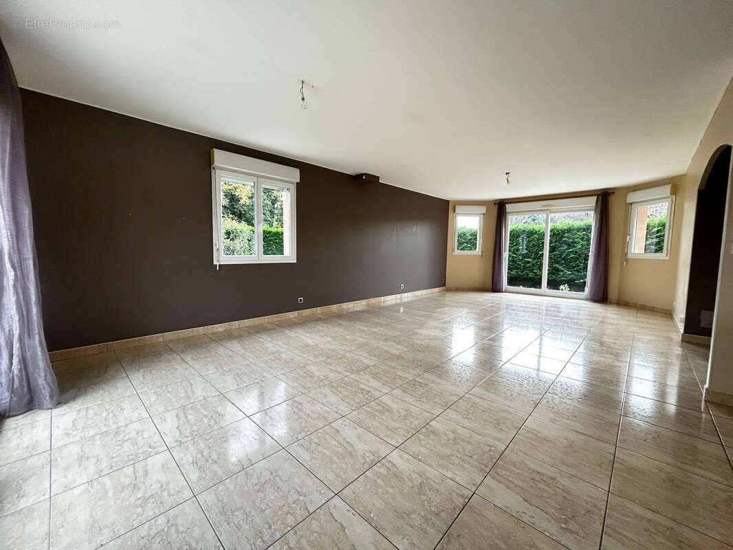 Maison à NUITS-SAINT-GEORGES