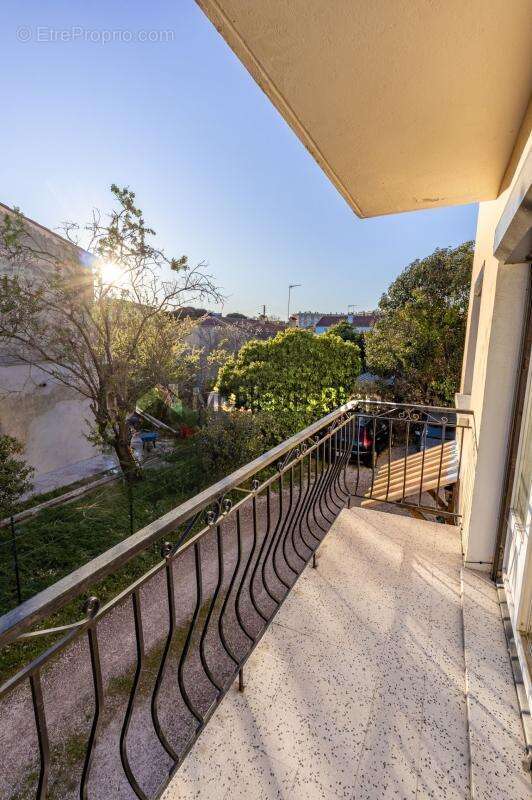 Appartement à FREJUS