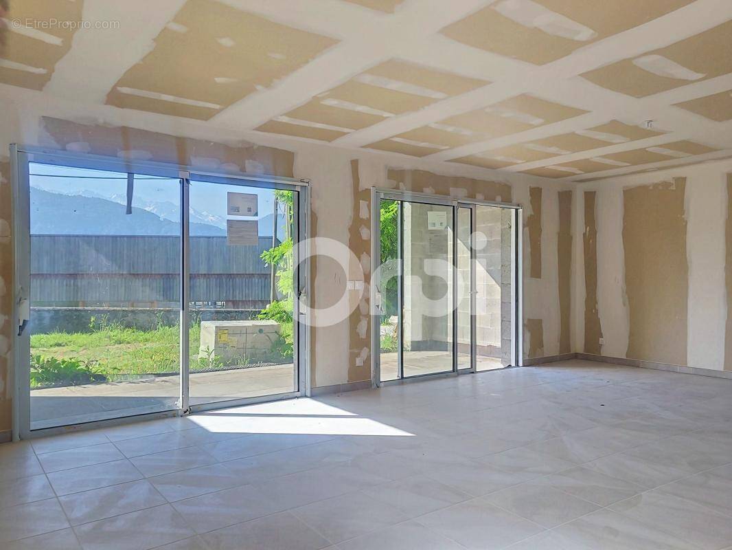 Appartement à GRESY-SUR-ISERE