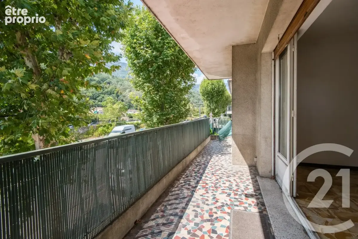 Appartement 62 m² à Contes  - photo 8