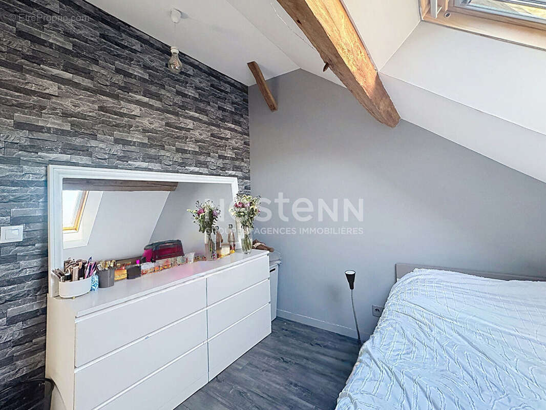 Appartement à LAMORLAYE