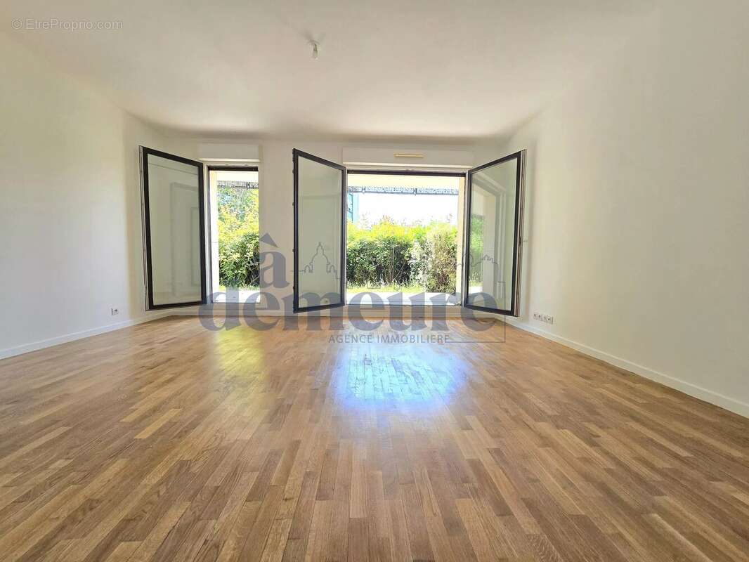 Appartement à ISSY-LES-MOULINEAUX