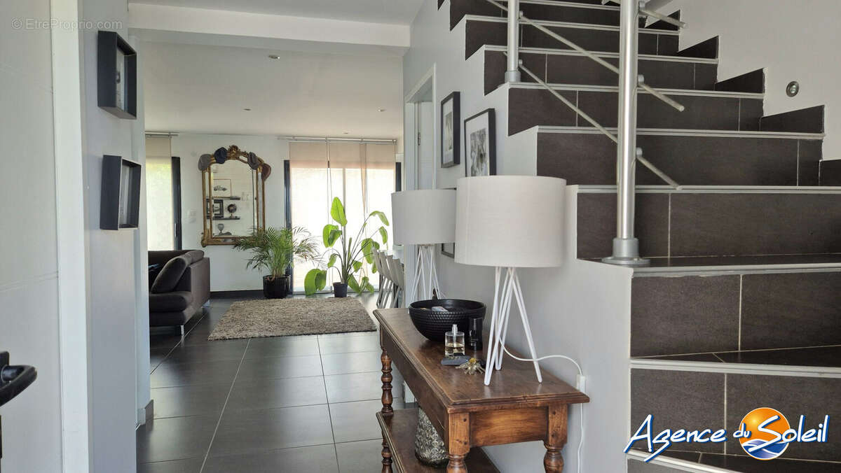 Maison à VILLENEUVE-DE-LA-RAHO