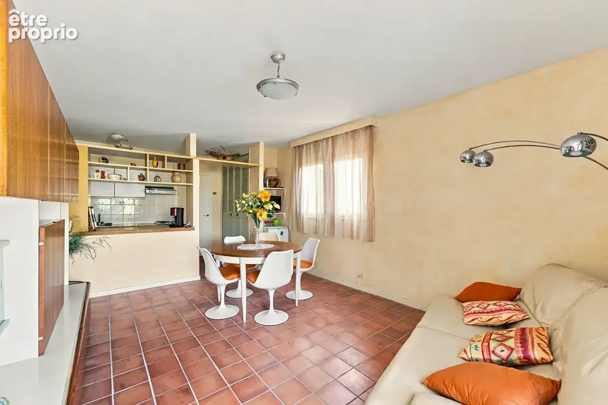 Exclu à vendre - studio vue mer  33m2 avec parking  13960 sausset les pins - photo 11
