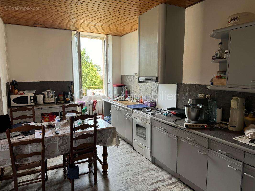 Appartement à SAINT-ANTOINE-DE-BREUILH