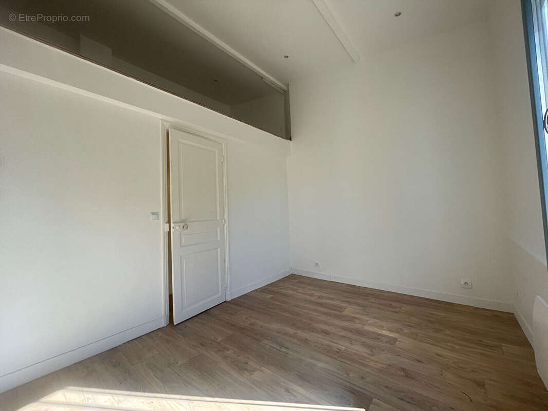 Enghien-les-bains  maison rénovée au calme aucun travaux - photo 10