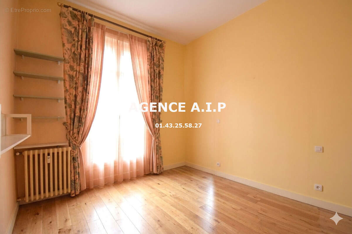 Appartement à PARIS-10E