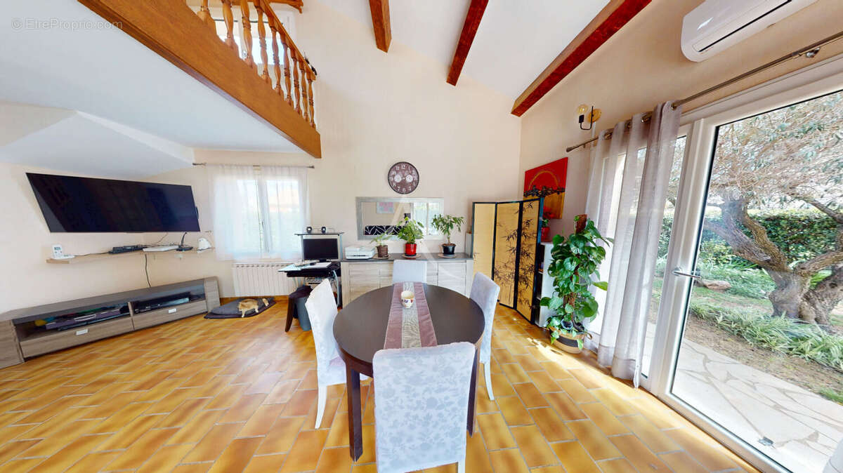 Maison à MARGUERITTES