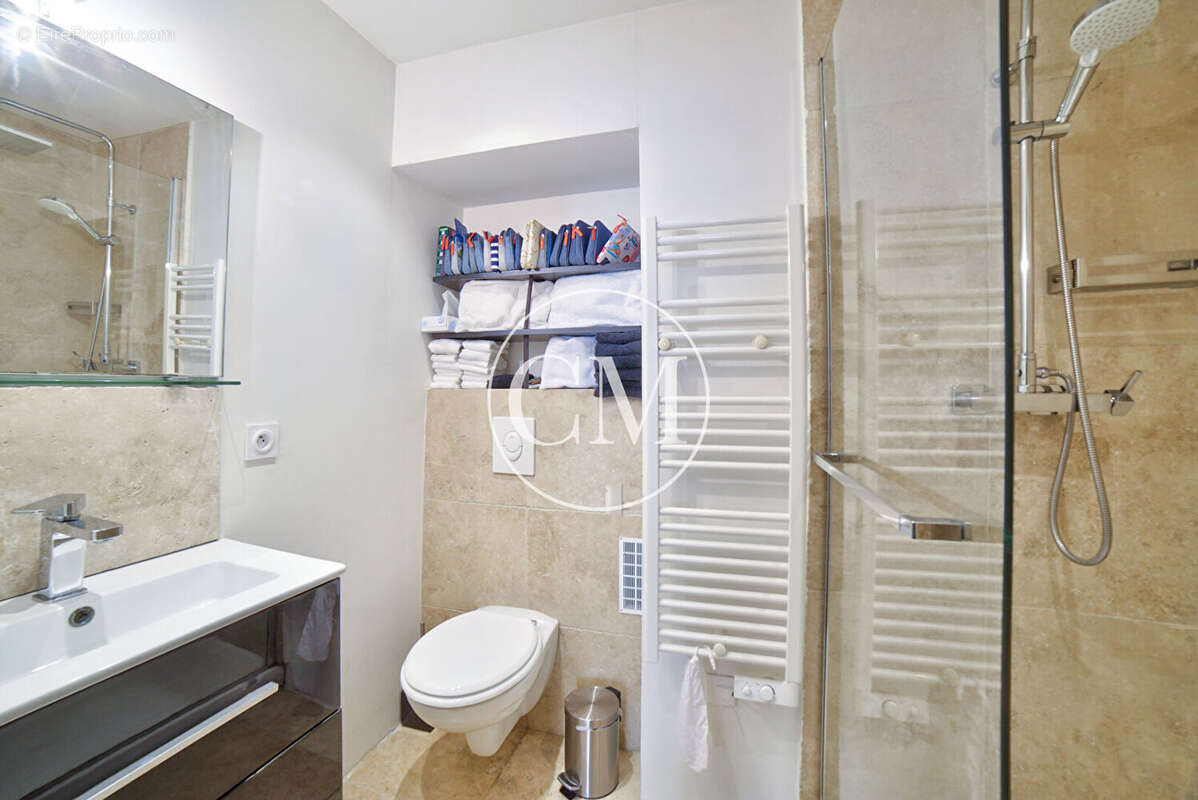 Appartement à VERSAILLES