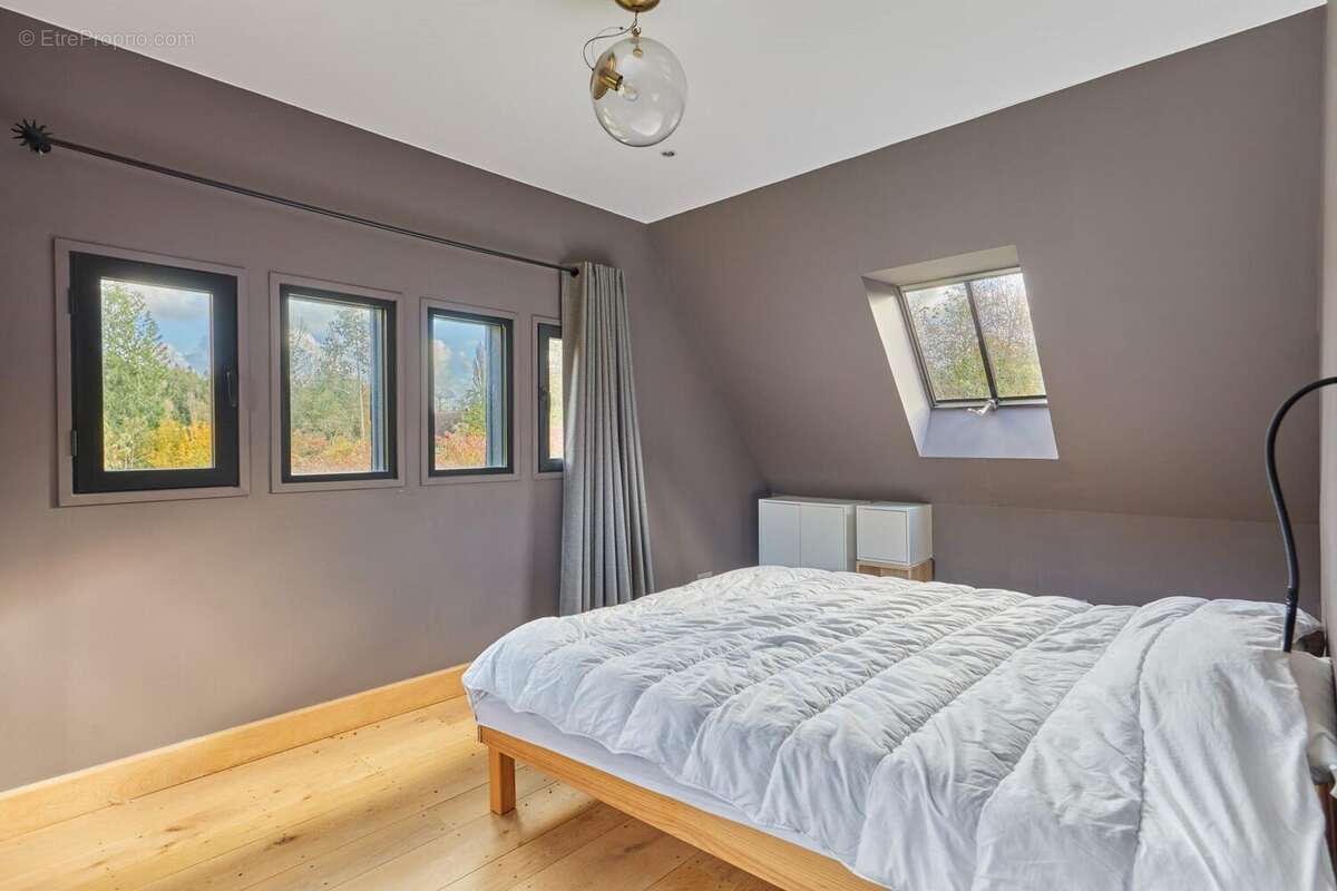 Maison à OUILLY-DU-HOULEY