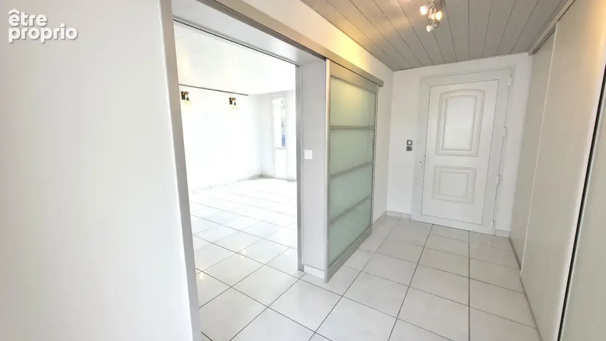 Maison de centre bourg de plain pied 2 chambres et jardin Donges 4 pièce(s) 87 m2 - photo 5