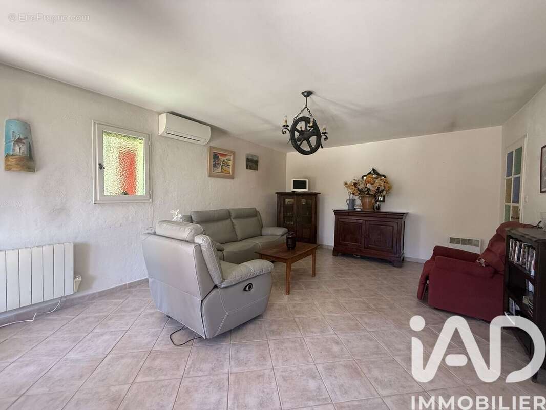 Photo 4 - Maison à LES ANGLES