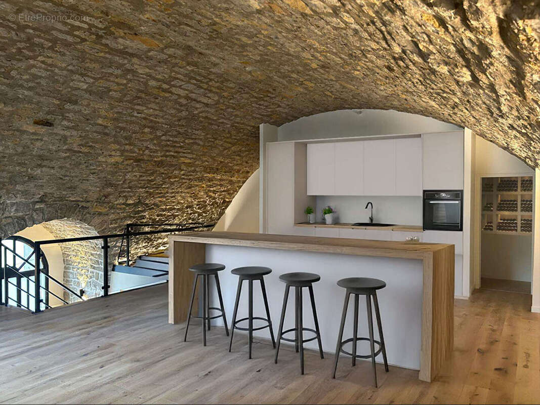 Appartement à AIX-LES-BAINS