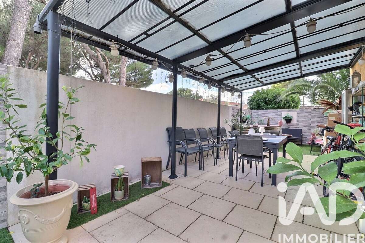 Photo 7 - Maison à SAINT-MITRE-LES-REMPARTS