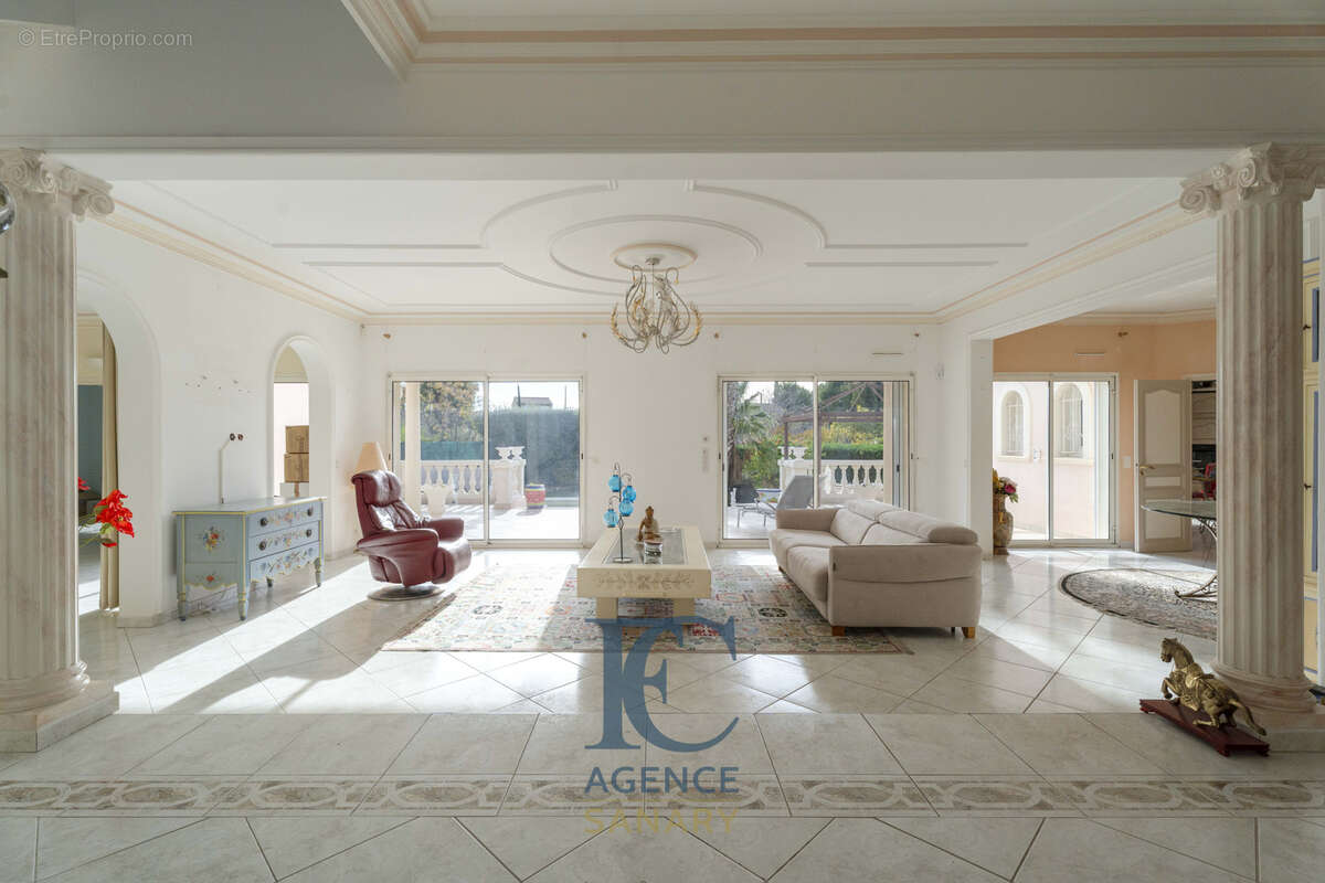 Maison à SANARY-SUR-MER