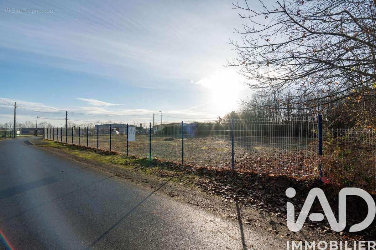 Photo 8 - Terrain à MONTREVAULT