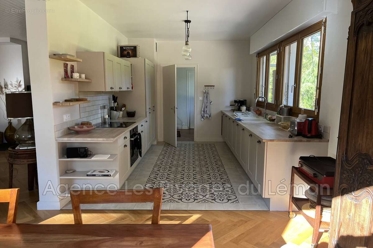 Maison à SCIEZ