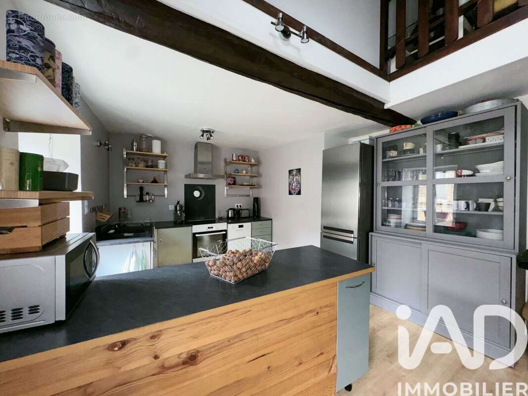 Photo 2 - Appartement à LA TOUR-DU-PIN